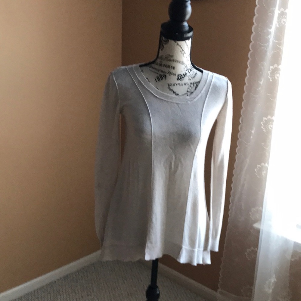 Woman’s Ruby Moon (sm) litewt pullover Sweater